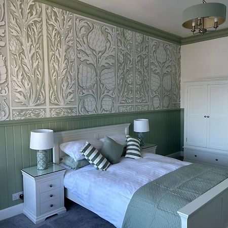 Royal Bank Flat Apartment โอบาน ภายนอก รูปภาพ