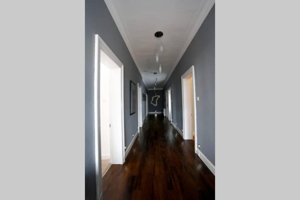 Royal Bank Flat Apartment โอบาน ภายนอก รูปภาพ
